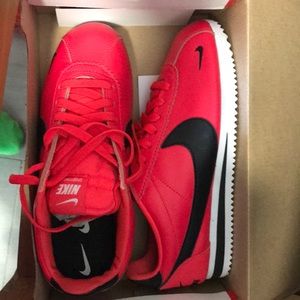 Sneakers there are classic cortex prem